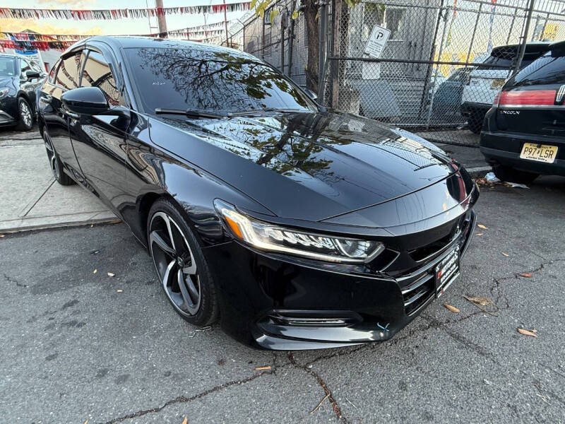 2018 Honda Accord Sport photo 4