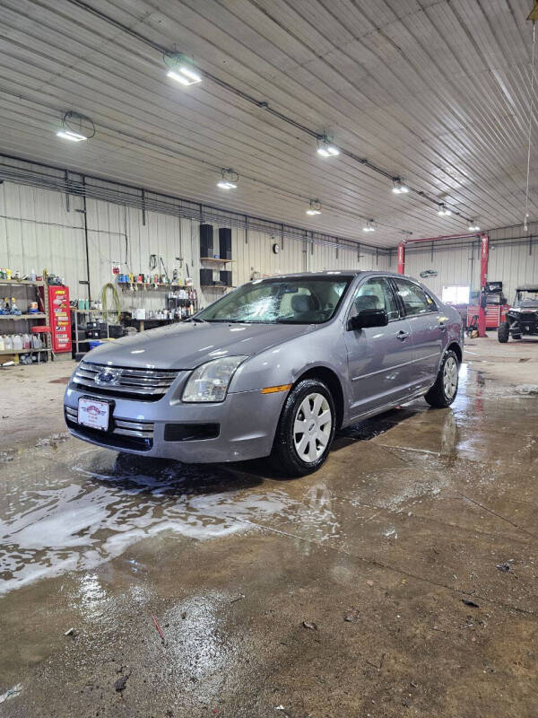 2007 Ford Fusion for sale at WESTSIDE GARAGE LLC in Keokuk IA