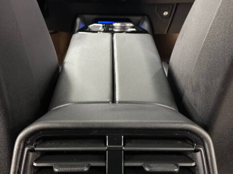 2025 BMW 5 Series 530i xDrive