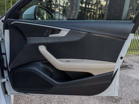 2017 Audi A4 2.0T quattro Premium