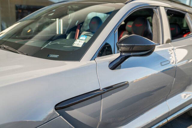 2021 Aston Martin DBX 46