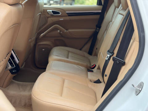 2012 Porsche Cayenne