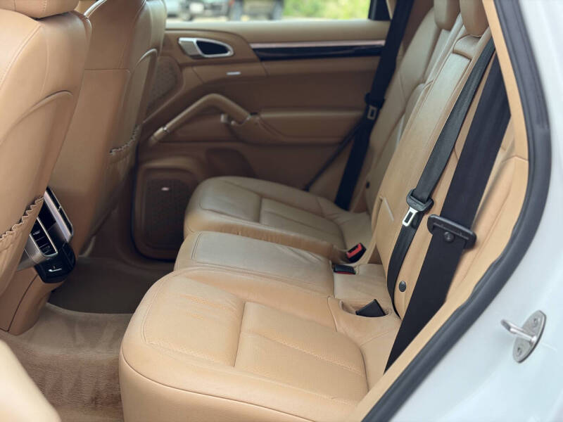 2012 Porsche Cayenne