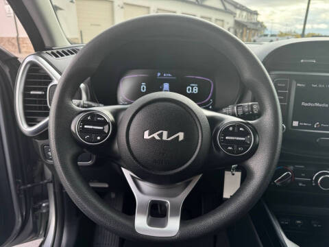 2023 Kia Soul LX
