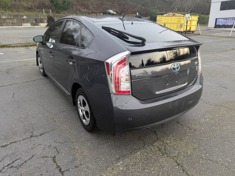 2012 Toyota Prius Two
