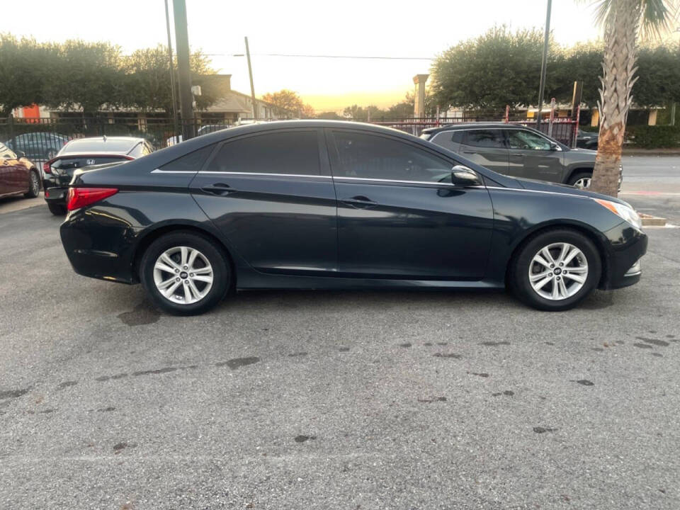 2014 Hyundai SONATA for sale at SMART CHOICE AUTO in Pasadena, TX