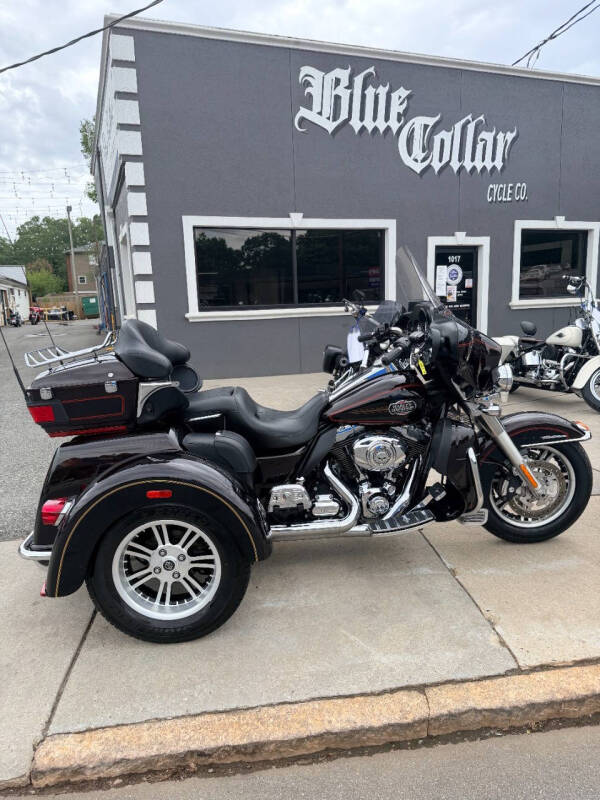 2011 Harley-Davidson Triglide FLHTCUTG