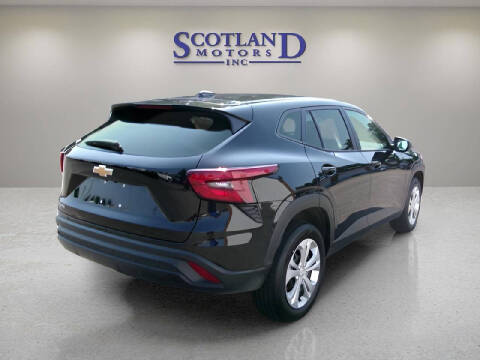 2025 Chevrolet Trax LS