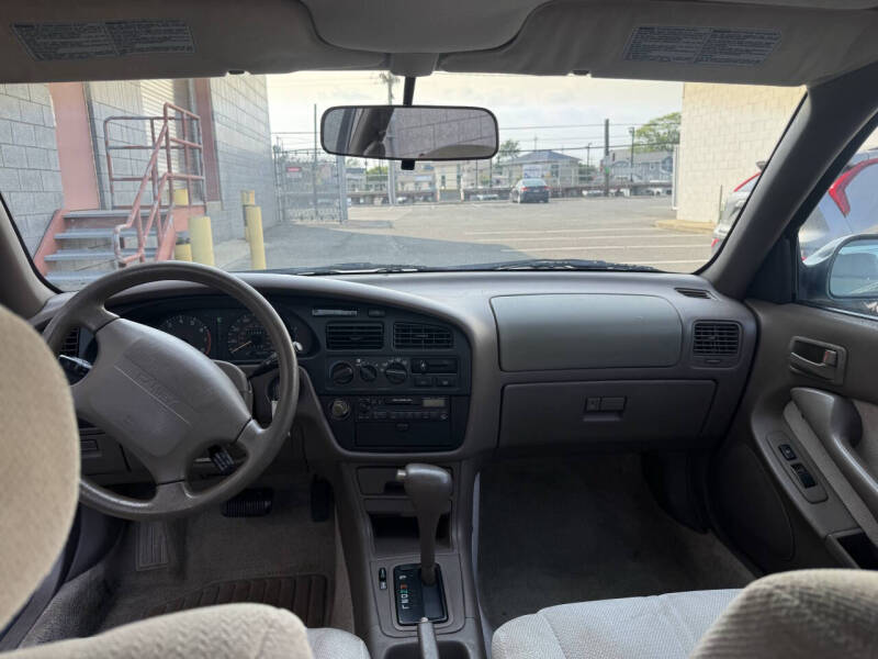 1996 Toyota Camry LE