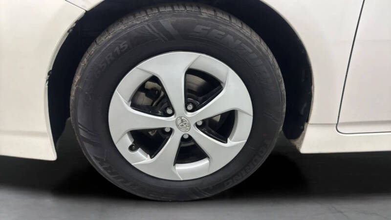 2012 Toyota Prius Three