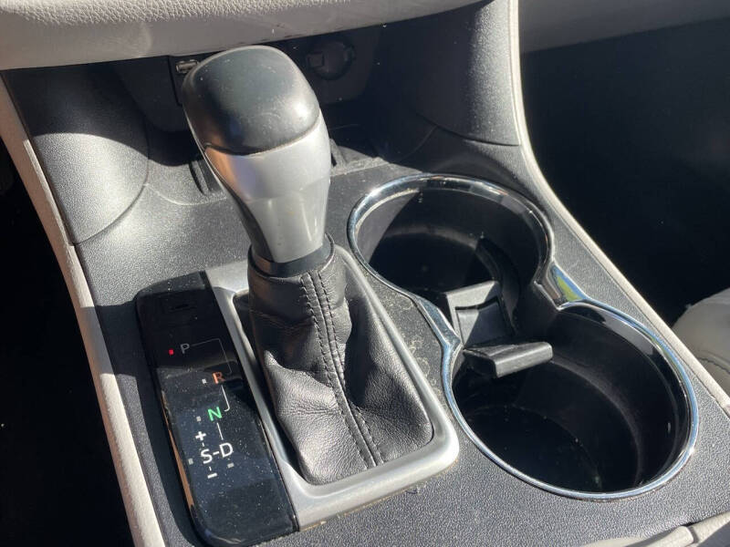 2017 Toyota Highlander LE Plus