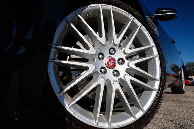 2017 Jaguar XF 35t Prestige