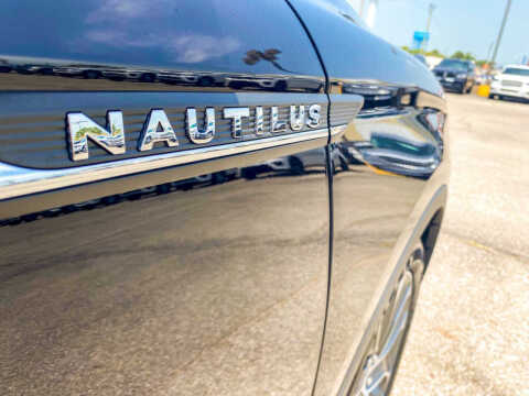 2022 Lincoln Nautilus Reserve