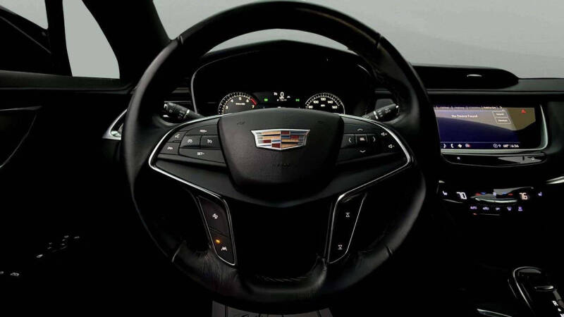 2022 Cadillac XT5 Luxury