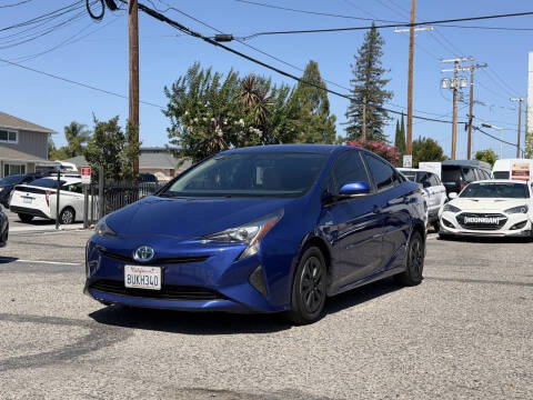 2016 Toyota Prius Three
