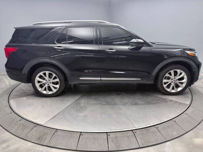 2022 Ford Explorer Platinum