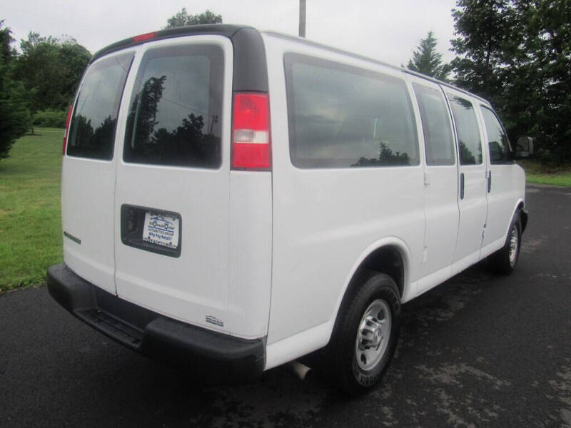 2017 Chevrolet Express 2500