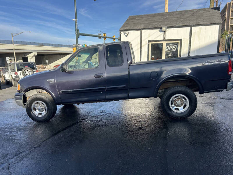2001 Ford F-150 XLT