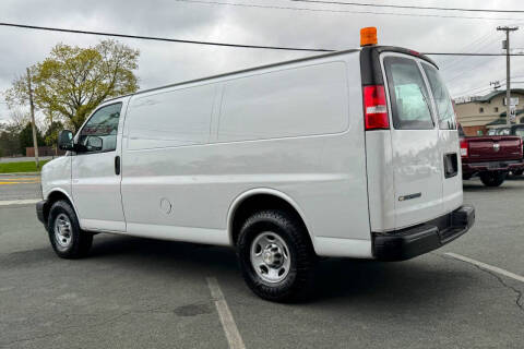 2020 Chevrolet Express 2500