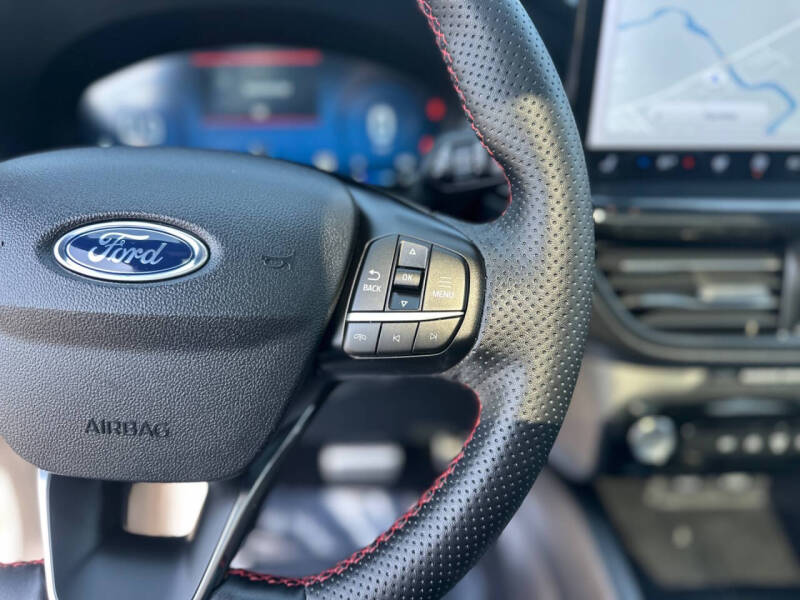 2023 Ford Escape ST-Line Select