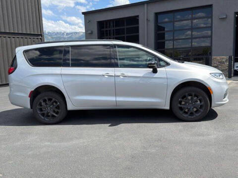 2024 Chrysler Pacifica Limited