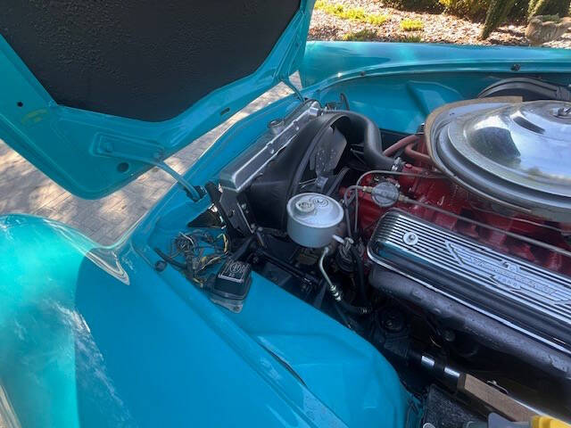 1956 Ford Thunderbird