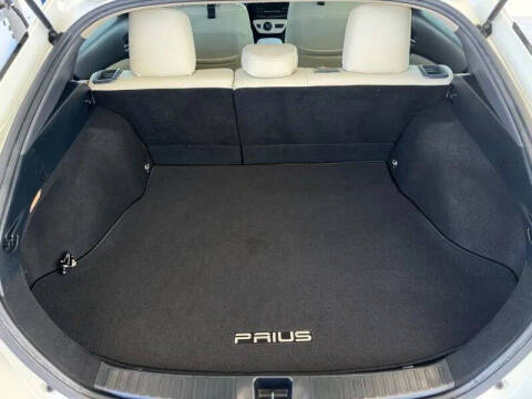 2016 Toyota Prius Two