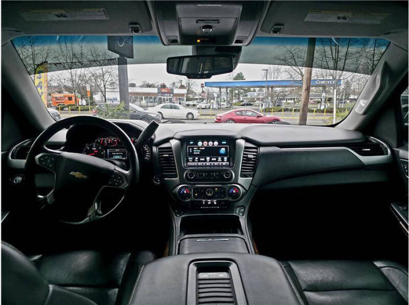 2017 Chevrolet Suburban Premier