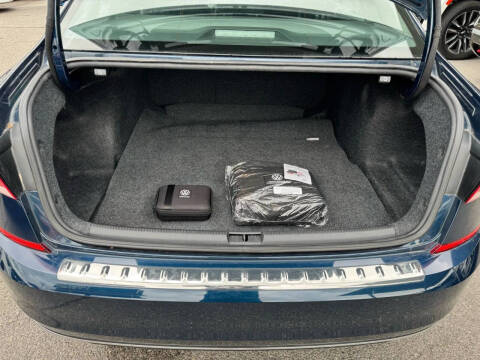 2022 Volkswagen Passat SE