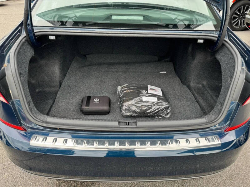 2022 Volkswagen Passat SE