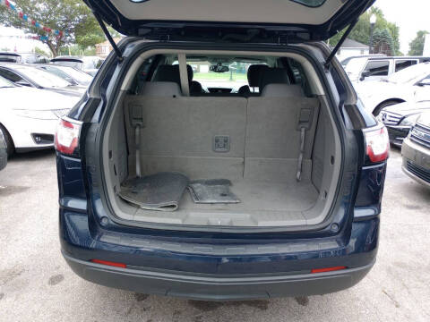 2017 Chevrolet Traverse LS