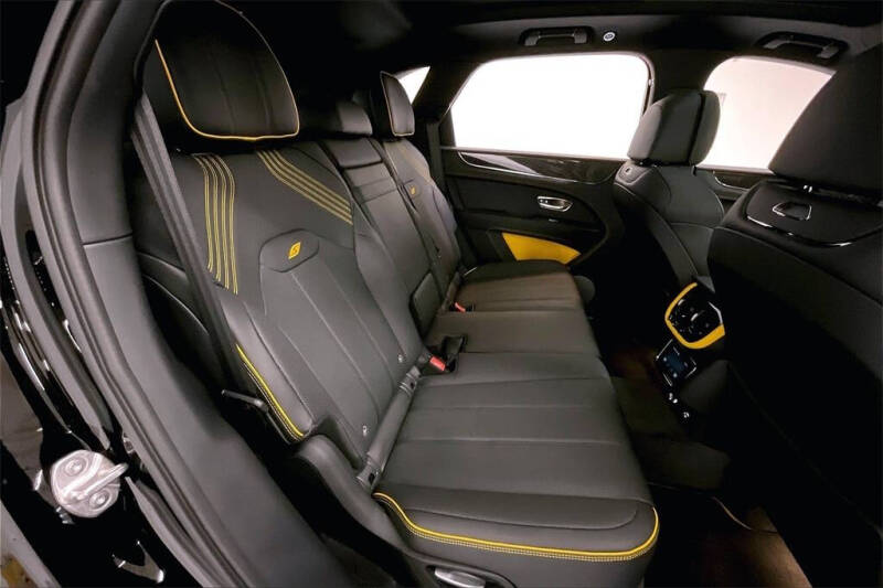 2025 Bentley Bentayga