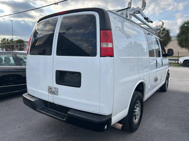 2016 Chevrolet Express 2500