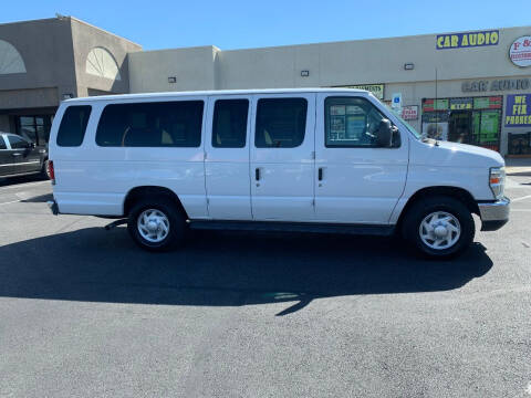 2012 Ford E-Series E-350 SD XLT