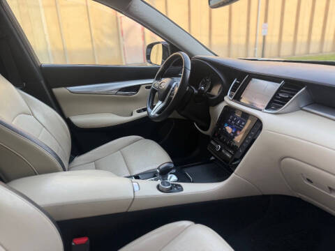 2019 Infiniti QX50 Essential