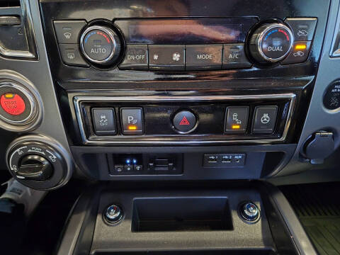 2019 Nissan Titan Platinum Reserve