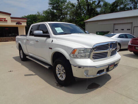 2016 RAM 1500 SLT