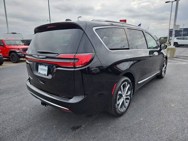 2026 Chrysler Pacifica Pinnacle