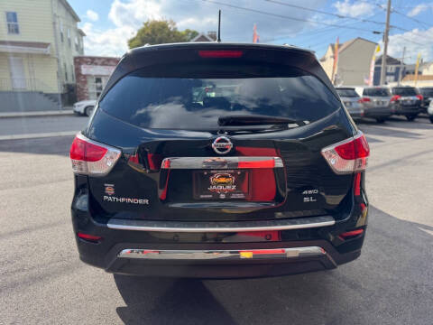 2014 Nissan Pathfinder SL