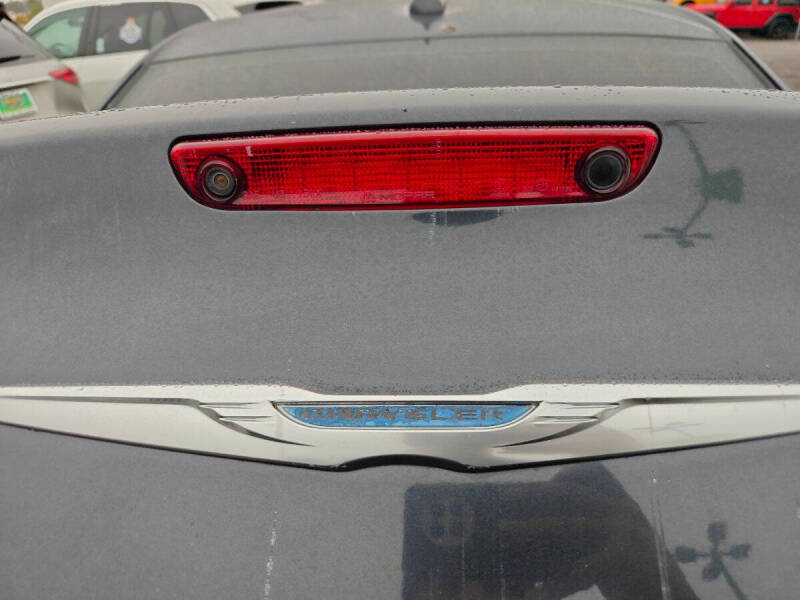 2018 Chrysler 300 Limited