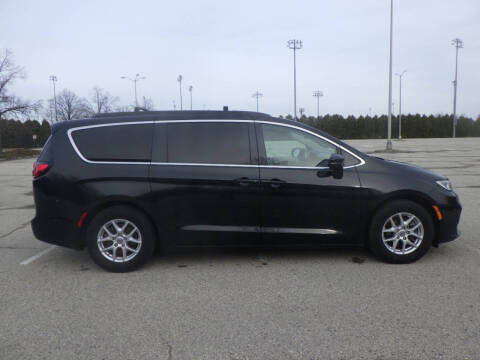 2022 Chrysler Pacifica Touring L