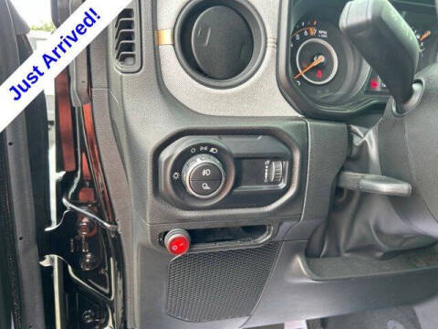 2025 Jeep Gladiator NightHawk