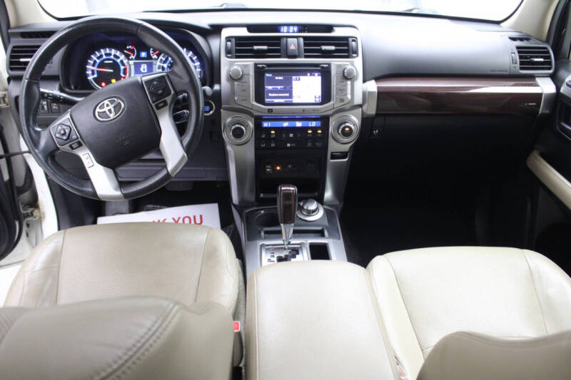 Used 2015 Toyota 4Runner Limited with VIN JTEBU5JRXF5228697 for sale in Natchez, MS