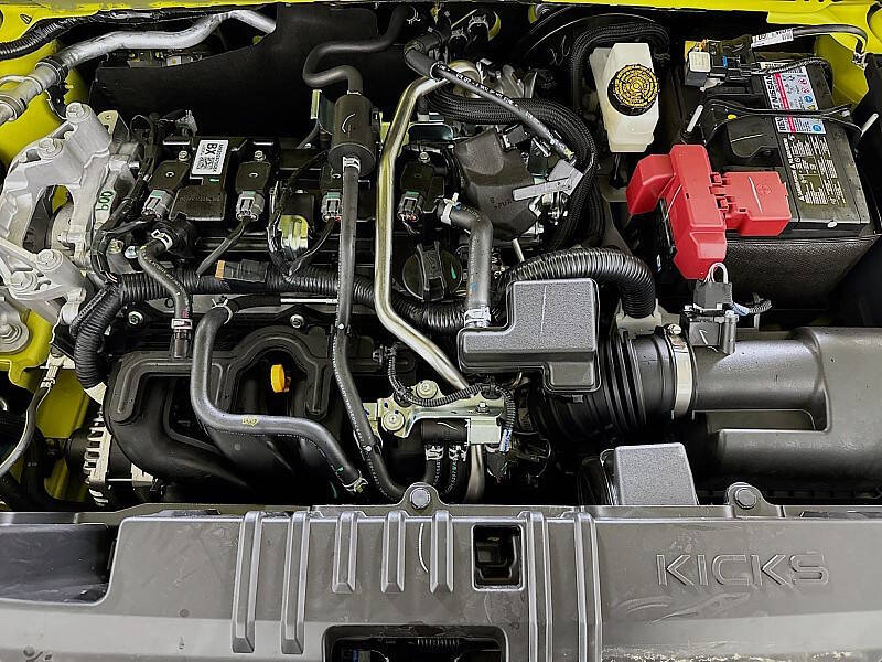 2026 Nissan Kicks SR