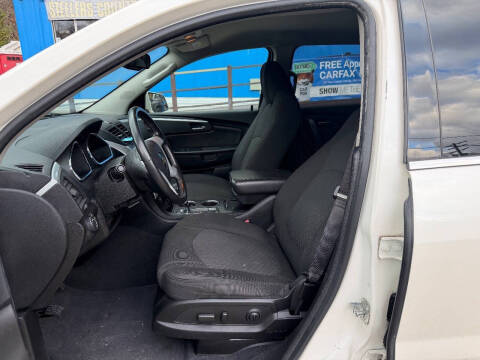 2011 Chevrolet Traverse LT