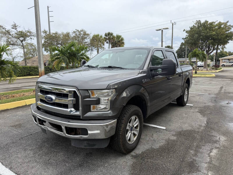 2015 Ford F-150 XLT's photo