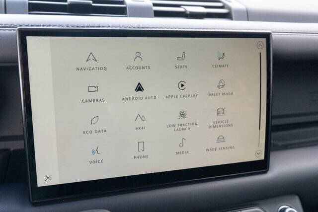 2023 Land Rover Defender 42