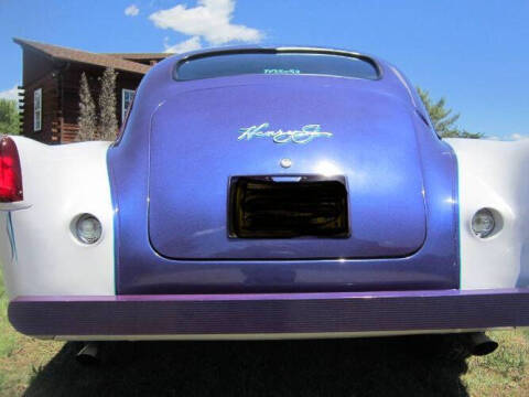 1952 Kaiser Henry J