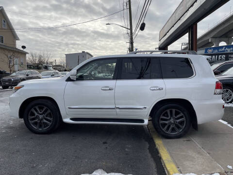2015 Lexus LX 570