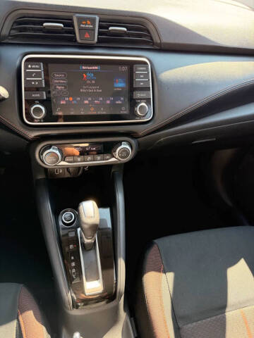 2020 Nissan Versa SR